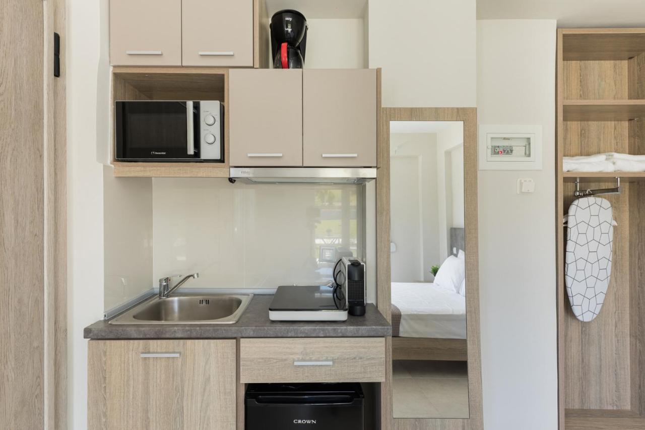 V Luxury Apartments Posidi المظهر الخارجي الصورة